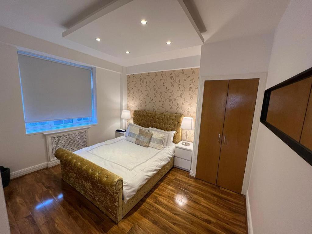 Knightsbridge Luxurious Residence - Facing Harrods London Exteriör bild