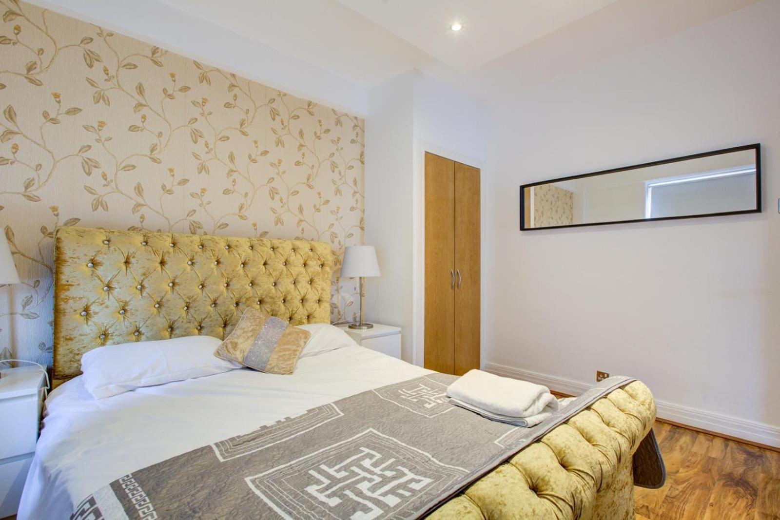 Knightsbridge Luxurious Residence - Facing Harrods London Exteriör bild